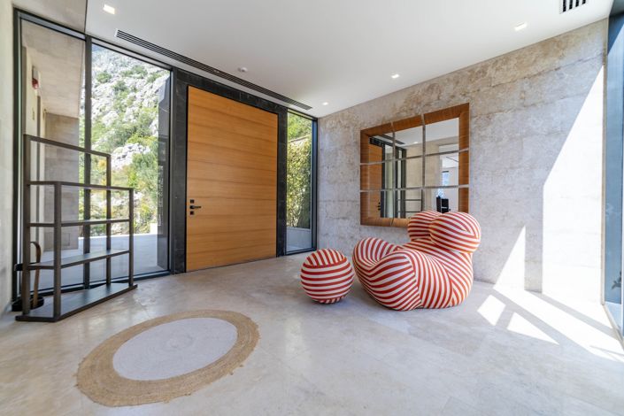 Image No.10-4 Bed Villa for sale