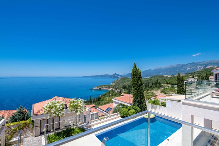 Image No.30-3 Bed Villa for sale