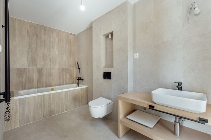 Image No.20-Villa de 5 chambres à vendre à Budva