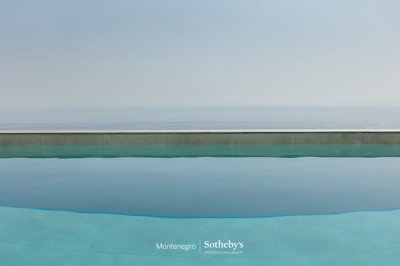 3-1-luxury-5bd-villa-witha-pool-in-blizikuce