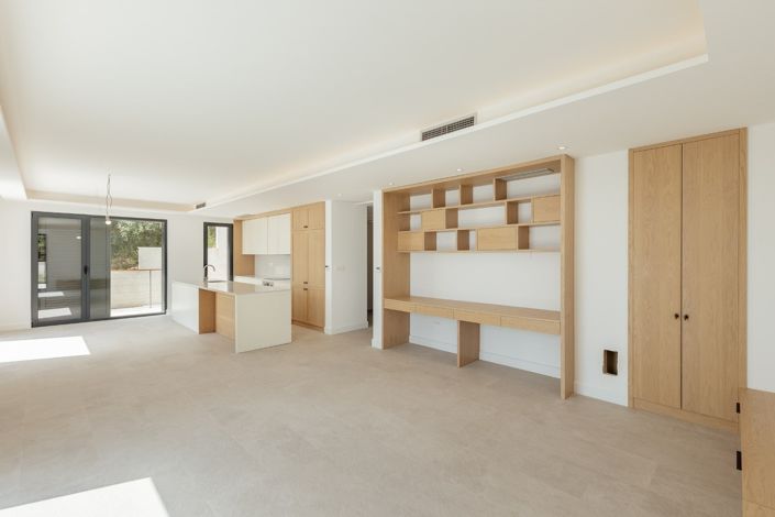 Image No.9-Villa de 5 chambres à vendre à Budva