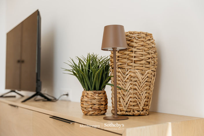 Image No.9-5 Bed House for sale