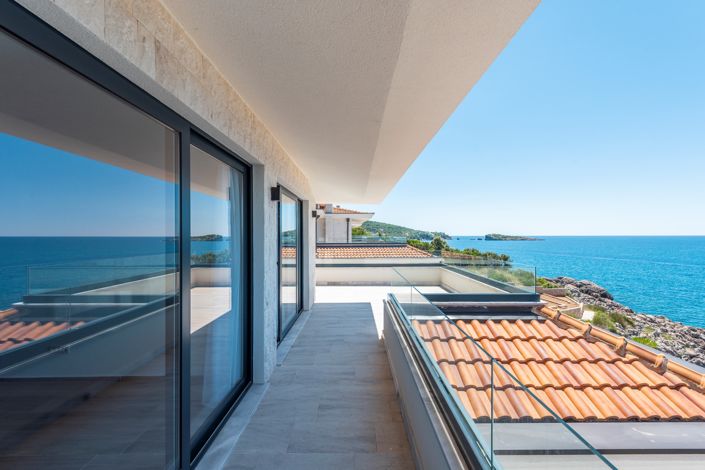 Image No.16-3 Bed House for sale