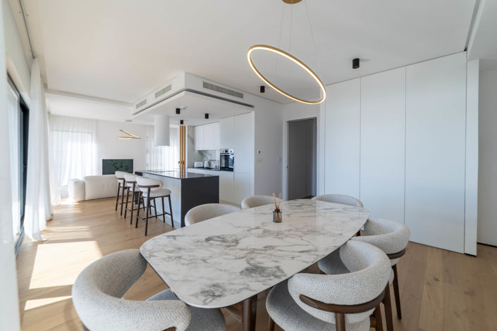 Image No.14-3 Bed Apartment for sale