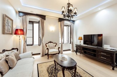 4-kotor-old-town-two-luxury-antique-furnished