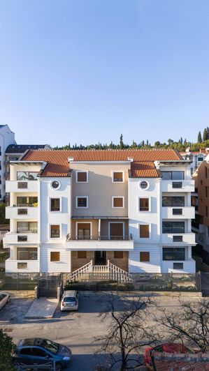 Image No.1-3 Bed Apartment for sale