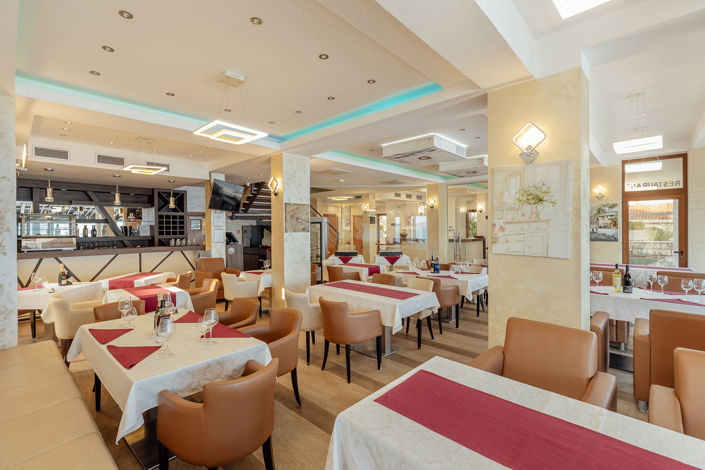 Image No.9-12 Bed Hotel for sale