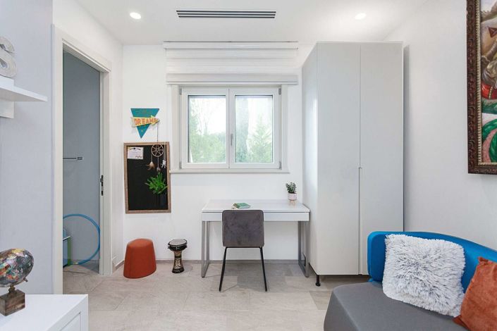 Image No.15-2 Bed House for sale