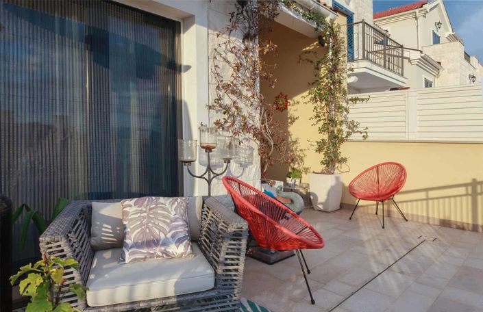 Image No.22-2 Bed House for sale