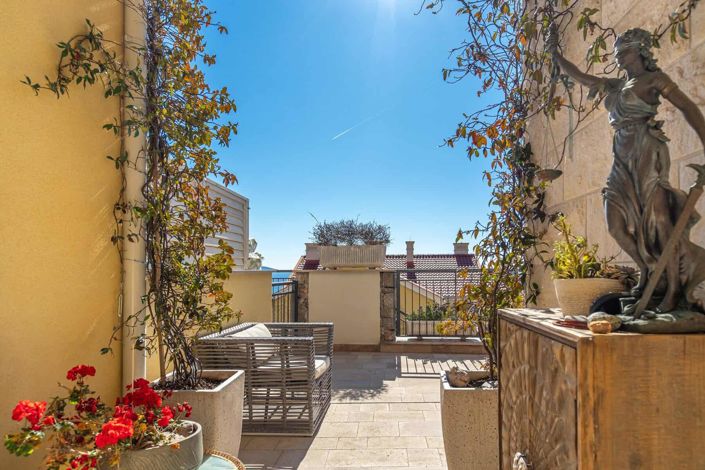 Image No.23-2 Bed House for sale