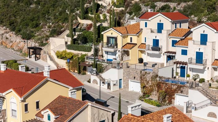 Image No.25-2 Bed House for sale