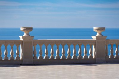 11-luxury-estate-with-a-villa-and-large-lands