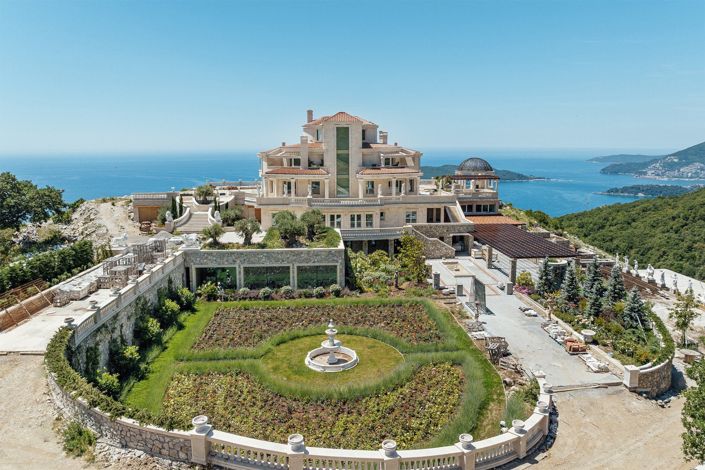 Image No.22-11 Bed Villa for sale