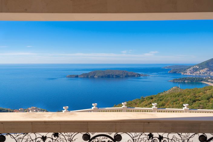 Image No.26-11 Bed Villa for sale