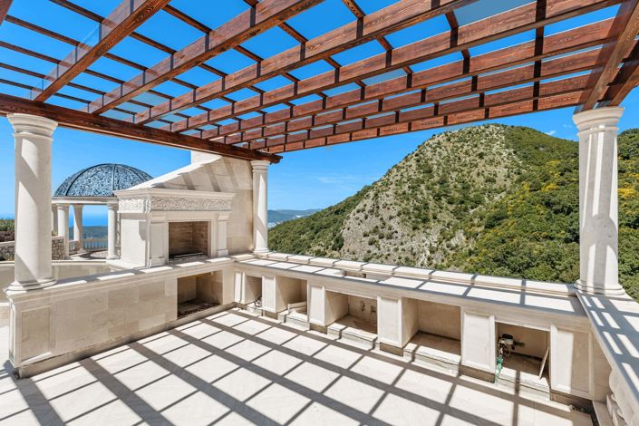 Image No.9-11 Bed Villa for sale