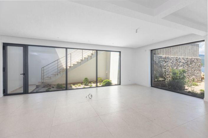 Image No.7-5 Bed Villa for sale