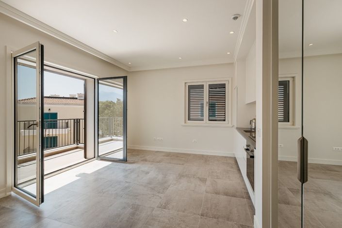 Image No.8-Apartment for sale