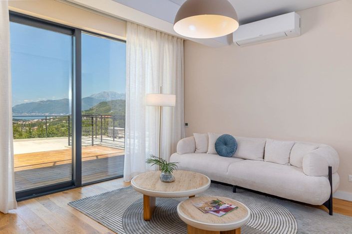 Image No.2-2 Bed House for sale
