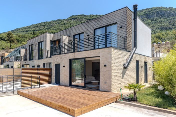 Image No.24-2 Bed House for sale