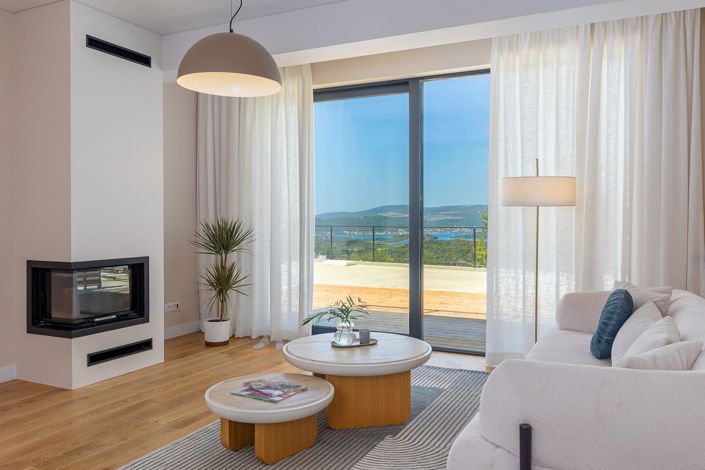 Image No.3-2 Bed House for sale