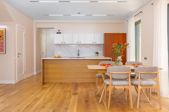 Image No.9-2 Bed House for sale