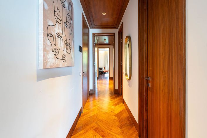 Image No.12-4 Bed Apartment for sale