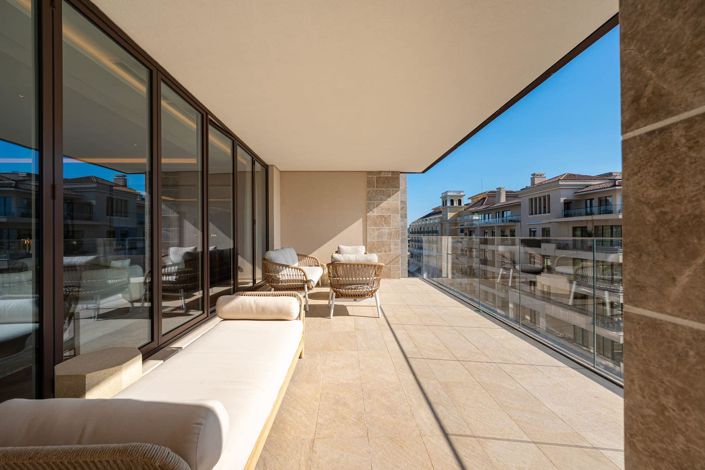 Image No.17-4 Bed Apartment for sale