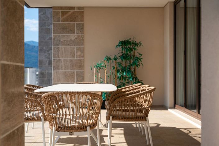 Image No.18-4 Bed Apartment for sale