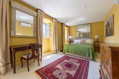 10-kamenari-stone-villa