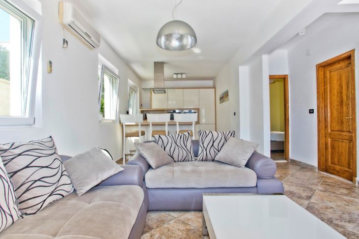 Image No.10-Maison de 4 chambres à vendre à Kotor