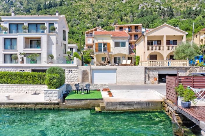 Image No.3-4 Bed House for sale