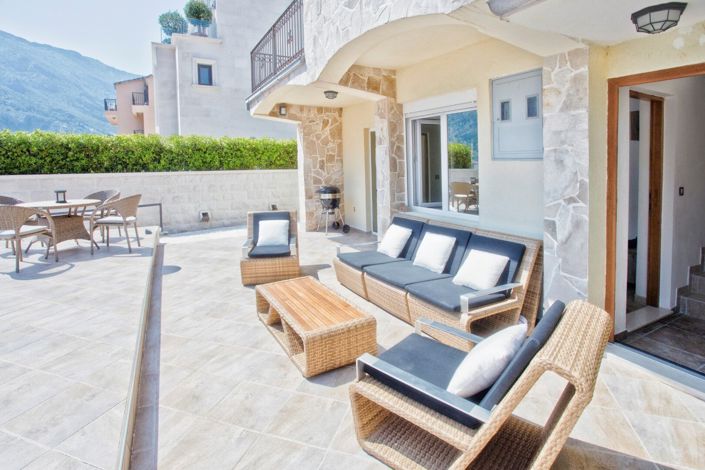 Image No.9-Maison de 4 chambres à vendre à Kotor