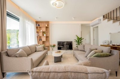 8-new-contemporary-villa-with-pool-and-sea-vi