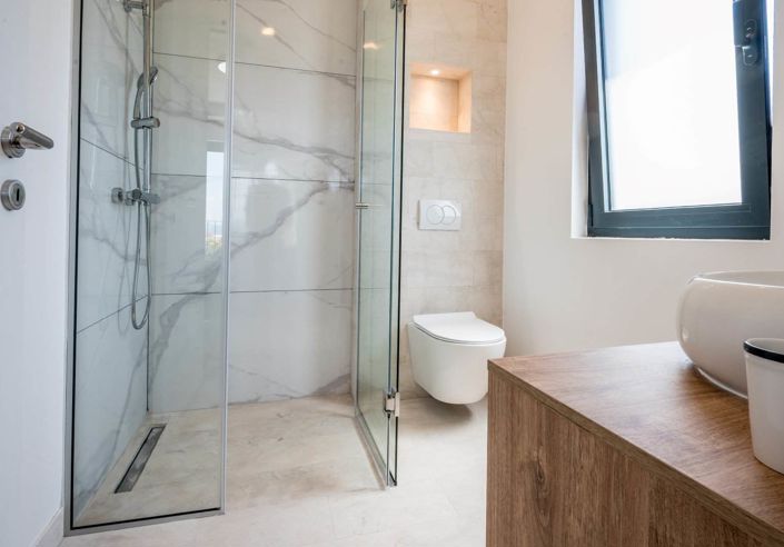 Image No.23-4 Bed House for sale