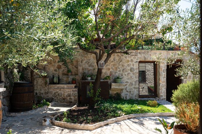 Image No.13-7 Bed Hotel for sale