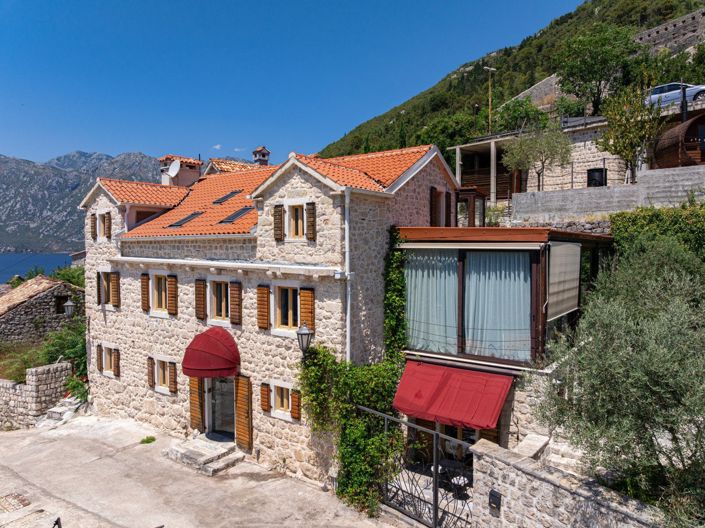 Image No.5-7 Bed Hotel for sale