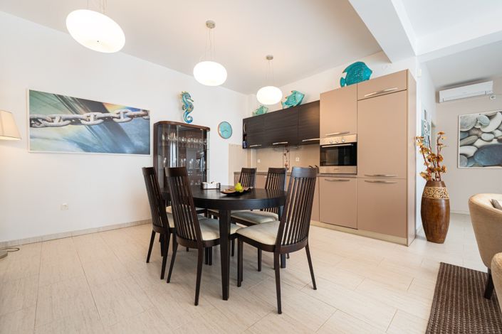 Image No.9-Maison de 5 chambres à vendre à Herceg Novi