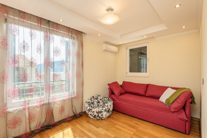 Image No.13-Appartement de 6 chambres à vendre à Herceg Novi