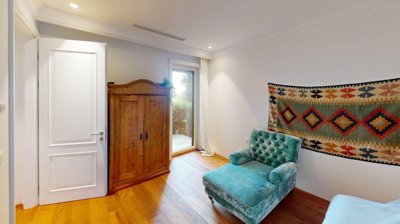 14-beachfront-2-bdr-apartment-lustica-bay
