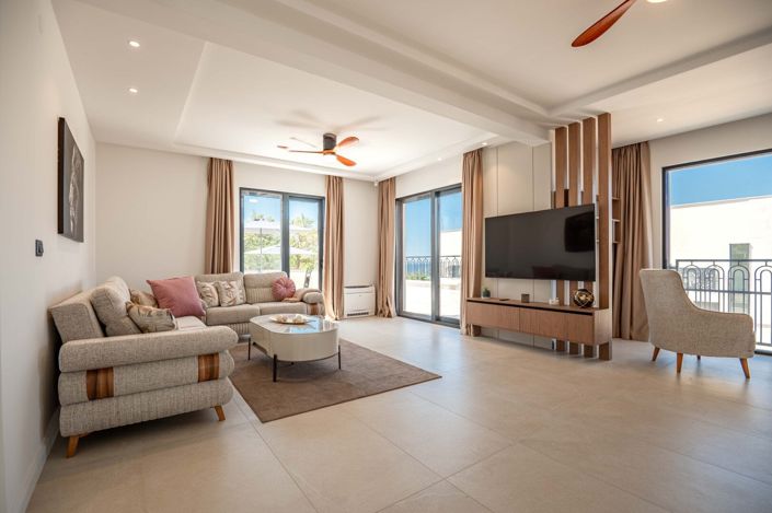 Image No.14-5 Bed Villa for sale