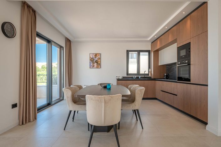 Image No.17-5 Bed Villa for sale