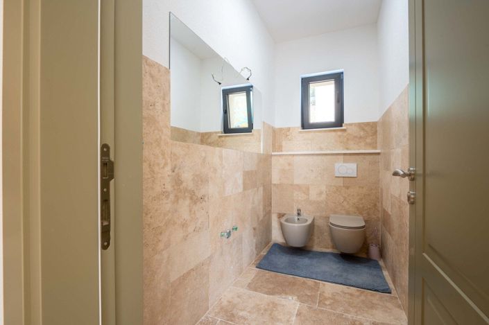 Image No.25-Maison de 4 chambres à vendre à Budva