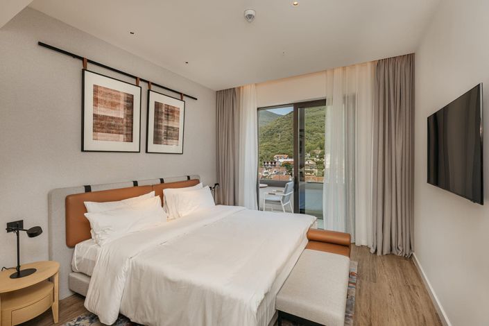 Image No.12-2 Bed Apartment for sale