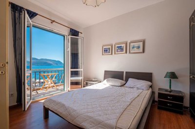 12-waterside-house-in-rose-lustica