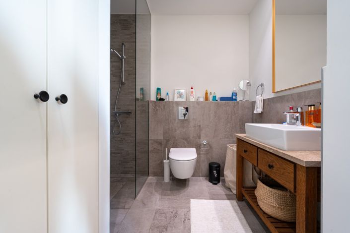 Image No.10-1 Bed Apartment for sale