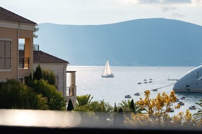 luksuzan-apartman-u-porto-montenegro-12