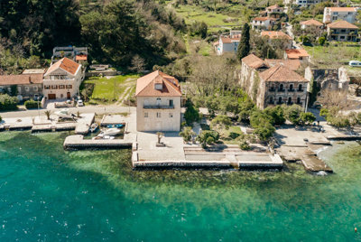 13-kotor-prcanj-an-authentic-mediterranean-st