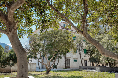 4-kotor-prcanj-an-authentic-mediterranean-sto