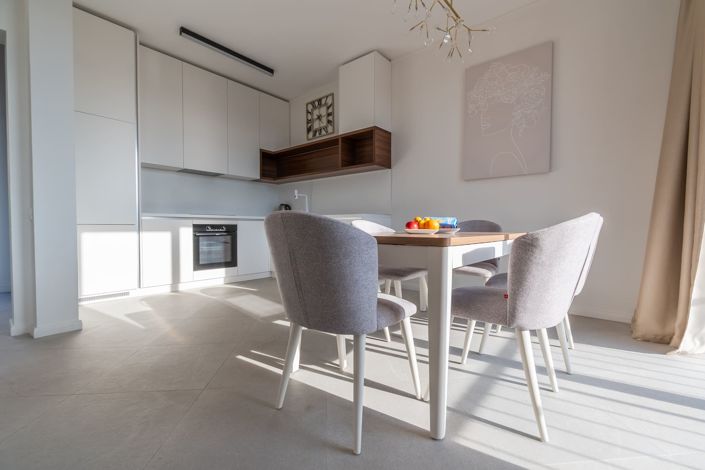 Image No.5-5 Bed House for sale