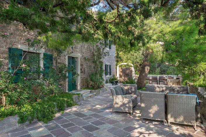 Image No.12-4 Bed Villa for sale